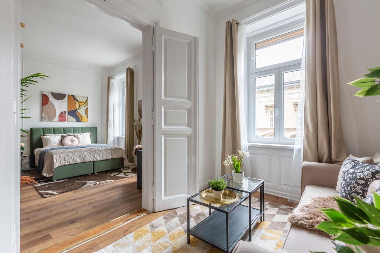 Luxurious Art Deco Residence In The Heart Of Budapešť Exteriér fotografie