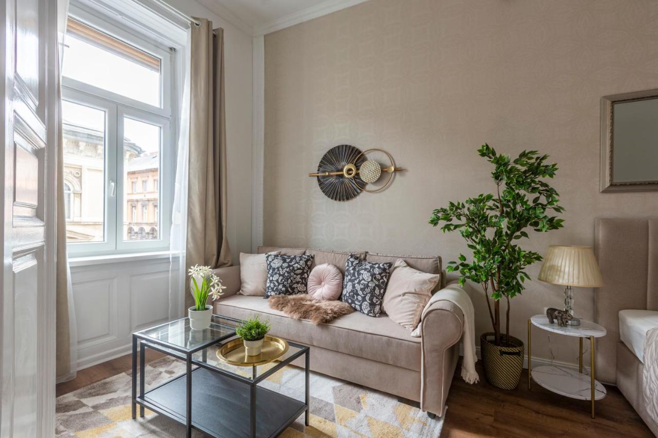 Luxurious Art Deco Residence In The Heart Of Budapešť Exteriér fotografie